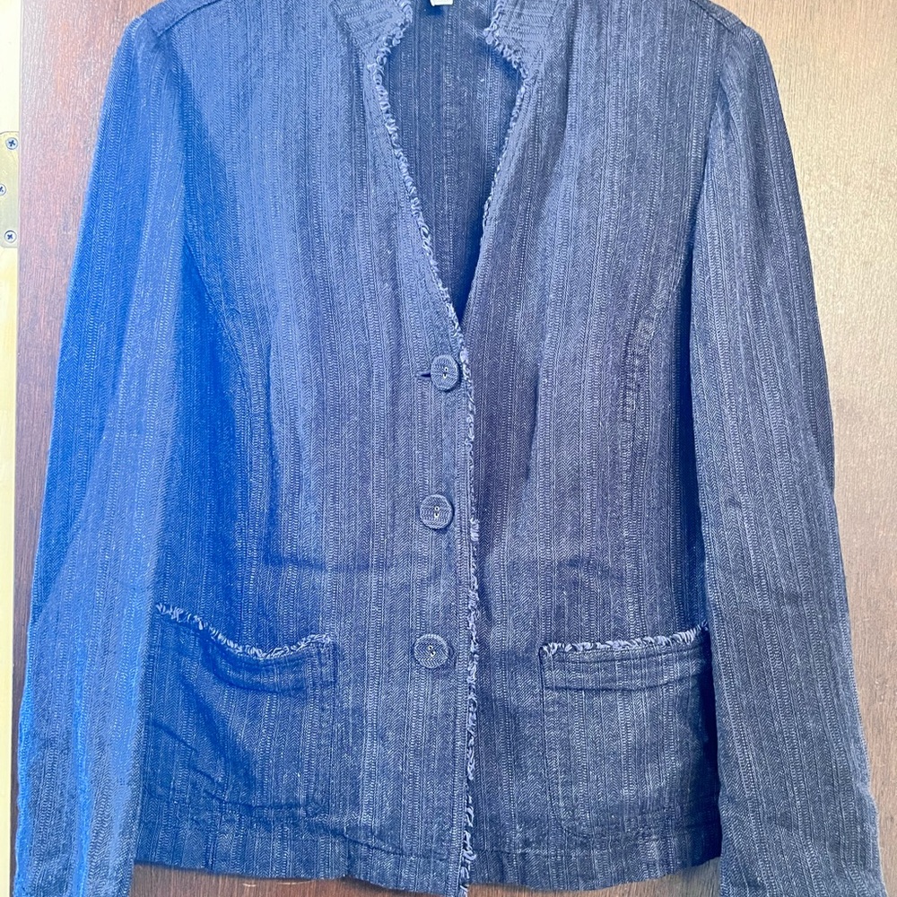 J. Jill women’s blazer. Comfortable and very good condition.